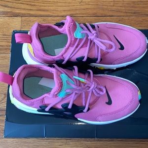 Girls sneakers